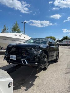 Maiwand Towing tow truck providing emergency towing services in Milton, Ontario.